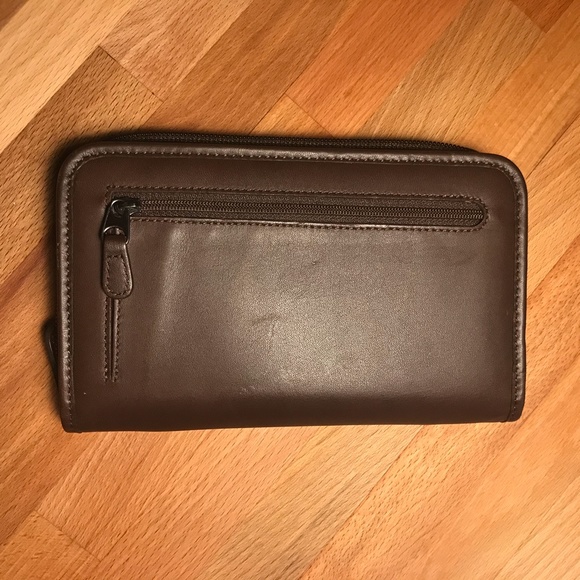 COACH Palm Pilot Ziperred Organizer - Picture 4 of 4